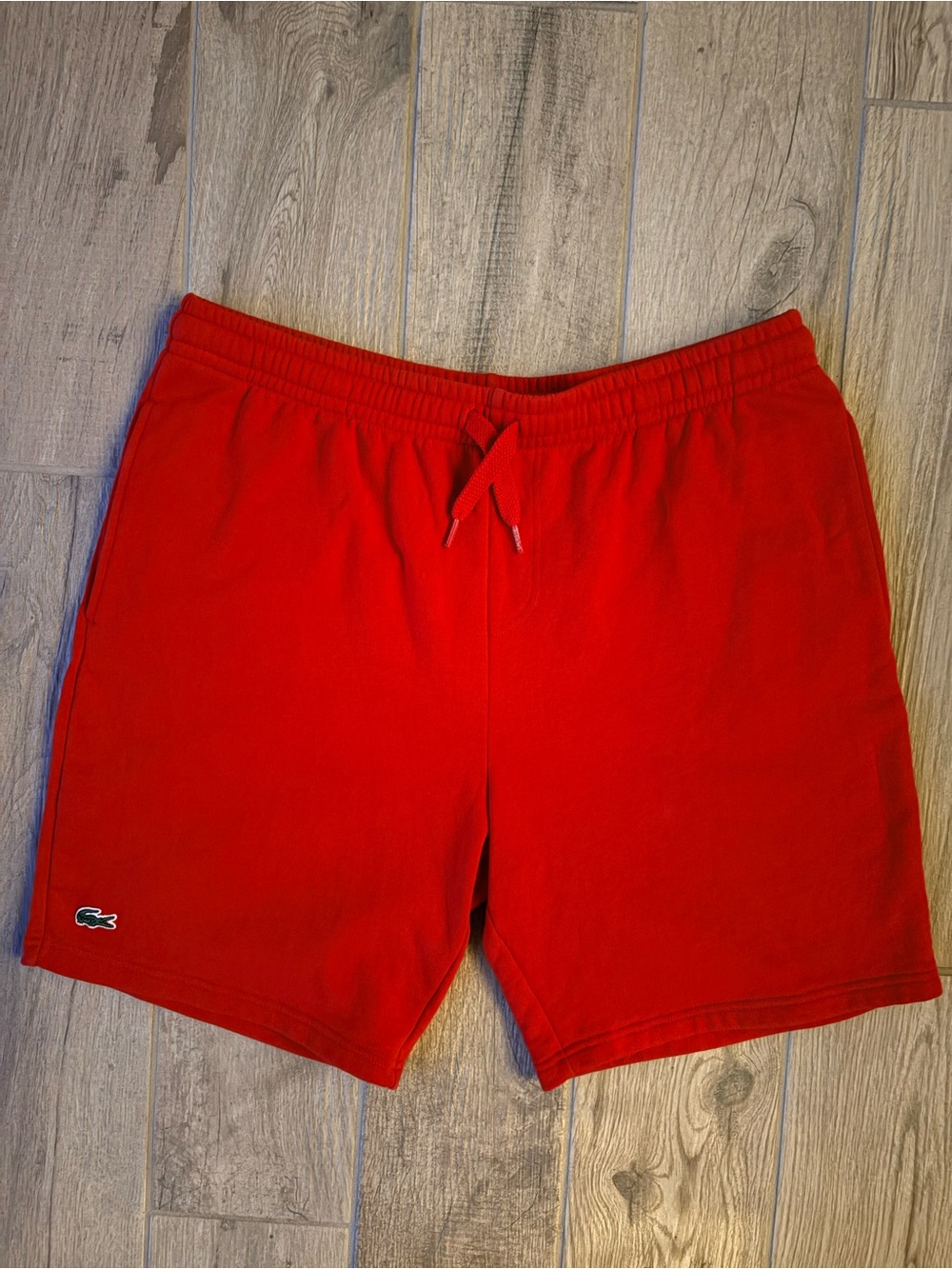 Lacoste Sport Fleece Shorts Mens
XL Red Athletic Drawstring
Pockets 8” Inseam